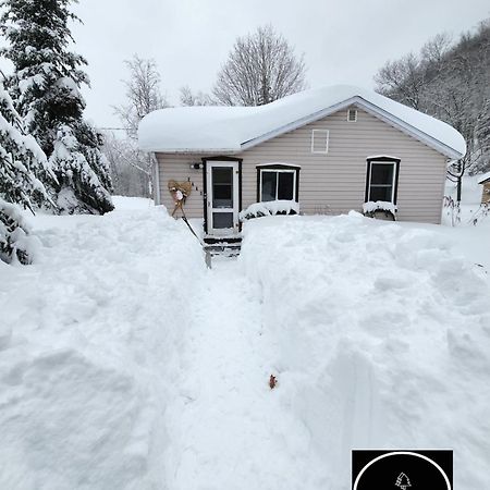 Chalet Falaise By Chalets Nabu Villa Saint-Alexis-des-Monts Exterior photo